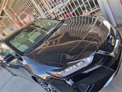 Nissan Maxima
